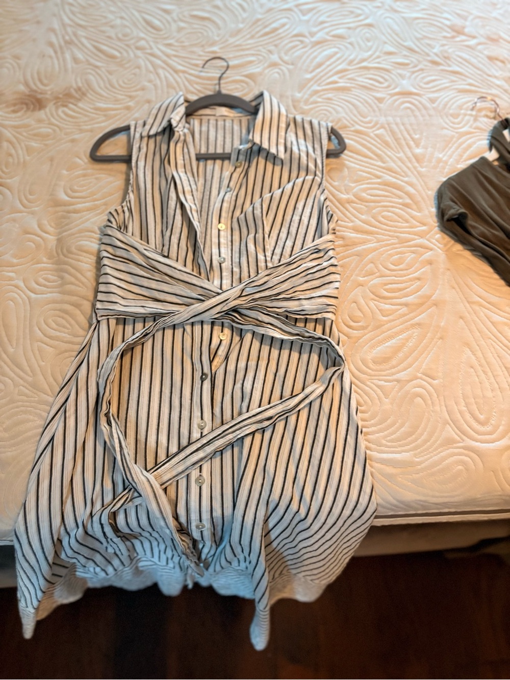 CommenseSleeveless Striped Button-Front Midi Dress - White/Black - Picture 2 of 3